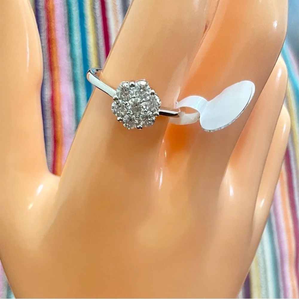 Moissanite Cluster Floral Ring Vintage Style in 925 Sterling Silver NWT Size 9
